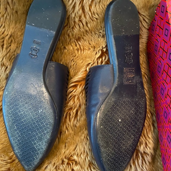 Tory Burch sienna flat slide 8.5 - Picture 6 of 6